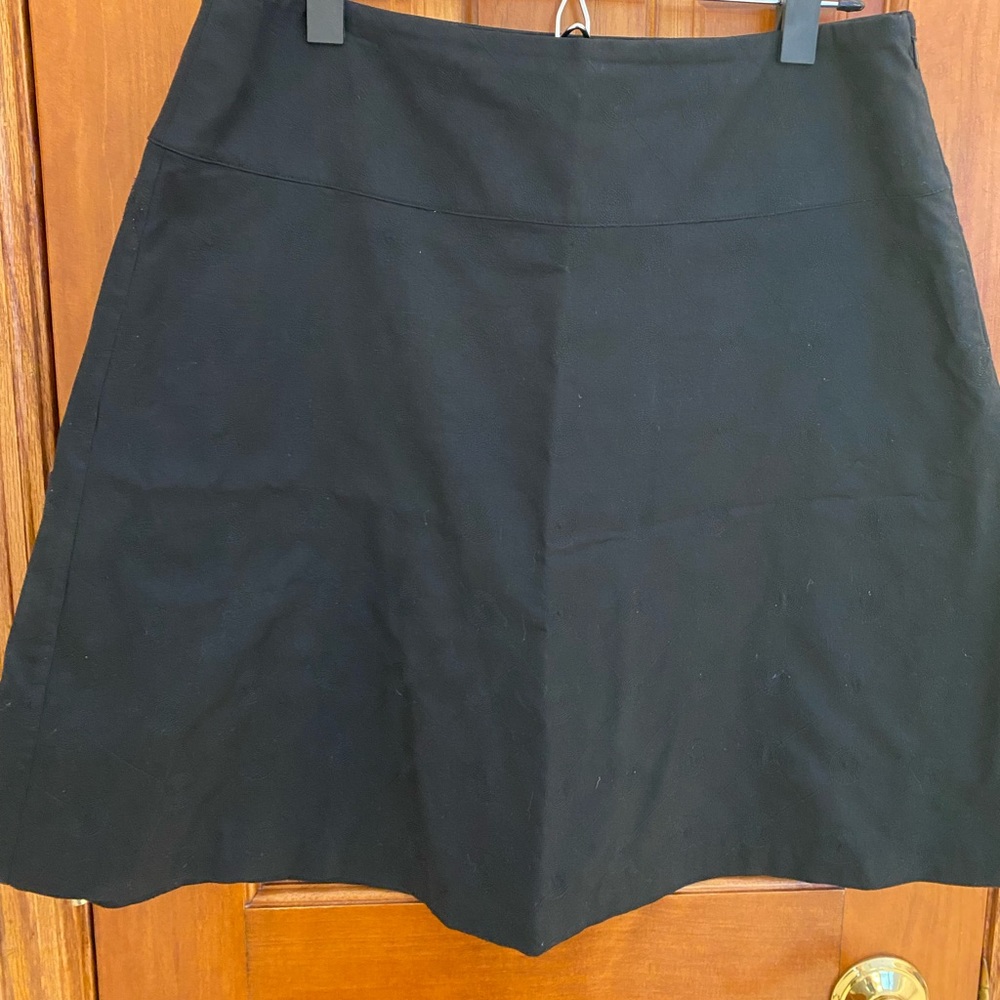 The Limited -black skirt,size 8